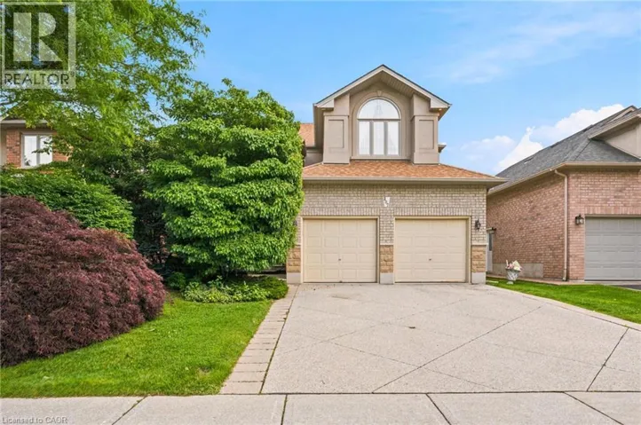 207 VALRIDGE Drive, Ancaster, Ontario L9G4Y4