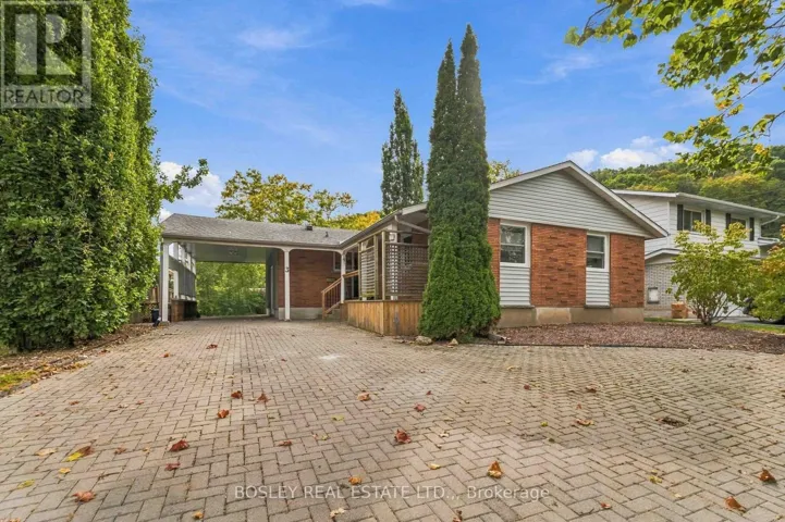 3 BRIAN AVENUE, St. Catharines (Glendale/Glenridge), Ontario L2T3H5