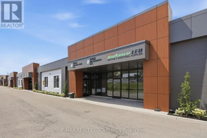 13 - 35 STOFFEL DRIVE, Toronto (West Humber-Clairville), Ontario M9W6A8