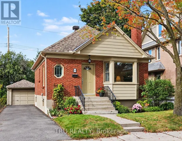 51 MERRITT AVENUE, Ottawa, Ontario K1S0J5