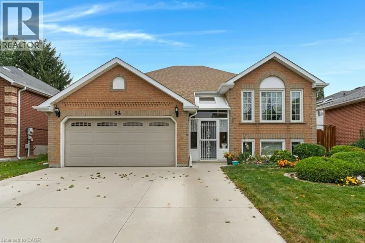 94 DAWN Crescent, Cambridge, Ontario N3C4A9