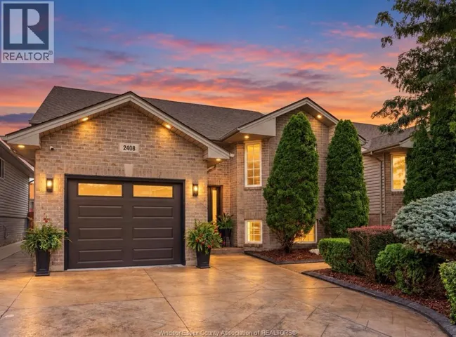2408 WATERFORD AVENUE, Windsor, Ontario N8P1S1
