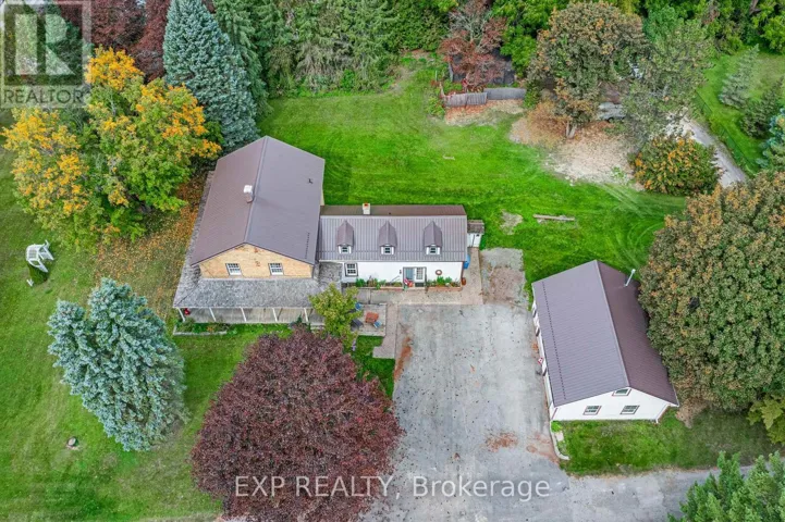18611 LESLIE STREET, East Gwillimbury (Sharon), Ontario L0G1V0
