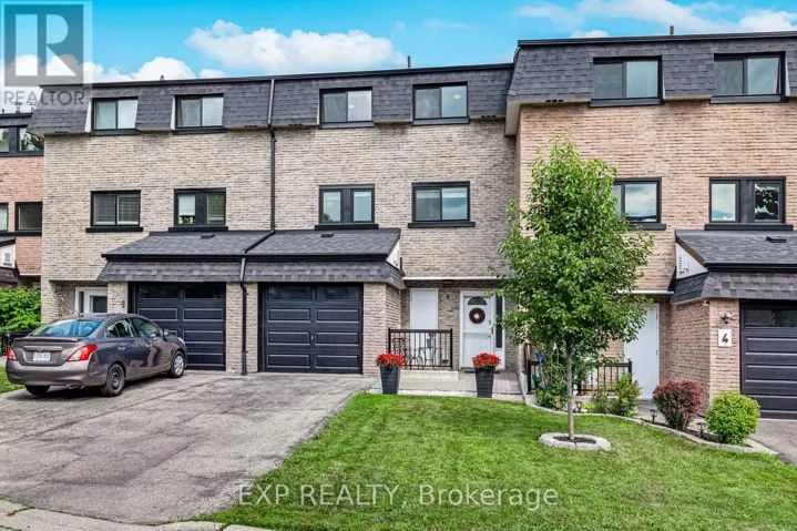 6 POPLAR CRESCENT, Aurora (Aurora Highlands), Ontario L4G3M4