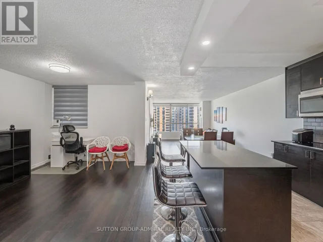 1811 - 10 MARTHA EATON WAY, Toronto (Brookhaven-Amesbury), Ontario M6M5B3