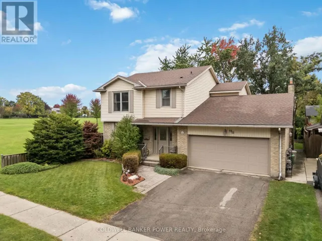 30 FOUR OAKS CRESCENT, London South (South N), Ontario N6J4B7