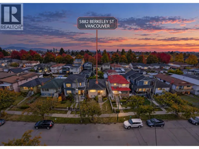 5882 BERKELEY STREET, Vancouver, British Columbia V5R3H2