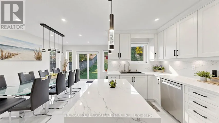 351 WILDGRASS ROAD, Mississauga (Cooksville), Ontario L5B4H1