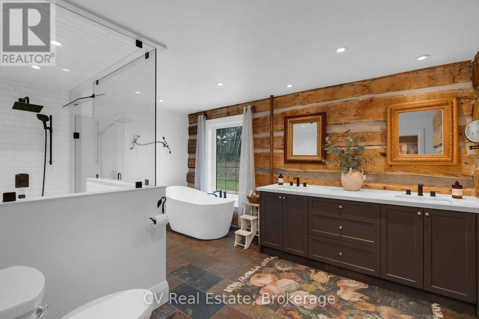 Primary en-suite; double vanity, steam shower, tub Primary en-suite; double vanity, steam shower, tub