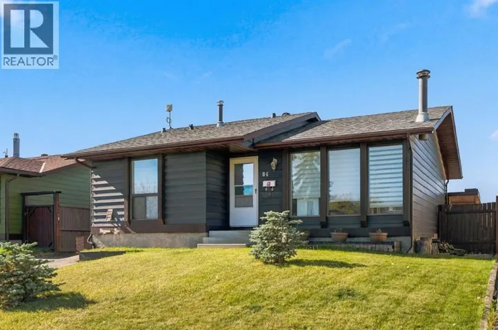 84 Glendale Way, Cochrane, Alberta T4C1H9