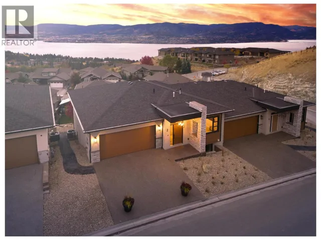 796 Kuipers Crescent Unit# 2, Kelowna, British Columbia V1W0C2