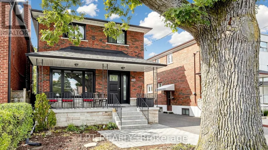 MAIN FLOOR APT. - 477 COSBURN AVENUE, Toronto (Danforth Village-East York), Ontario M4J2N6