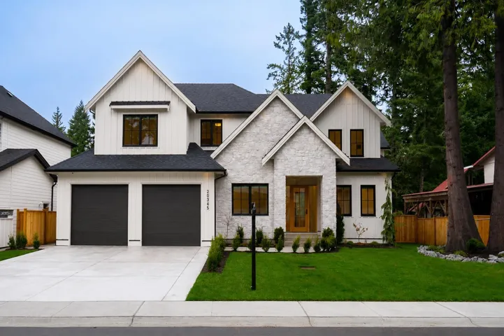 20345 41A AVENUE, Langley, British Columbia V3A2Z8