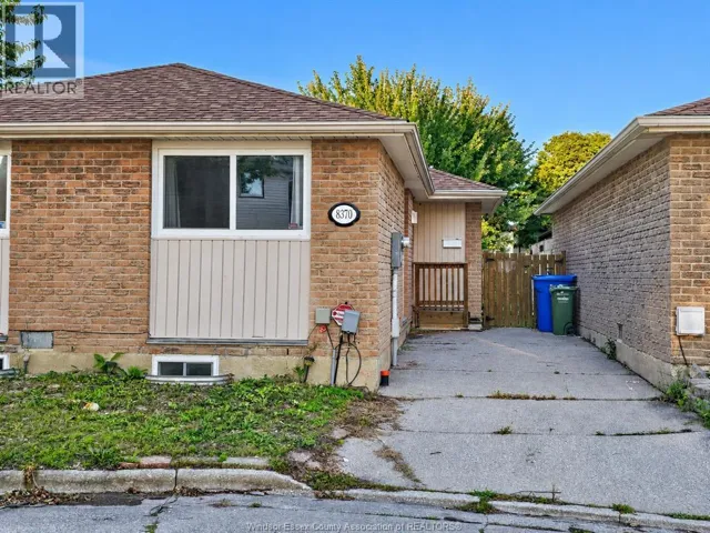 8370 GREGORY, Windsor, Ontario N8S4N4
