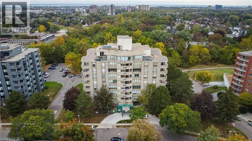 8 VILLAGE GREEN Boulevard Unit# 510, Hamilton, Ontario L8G5B8