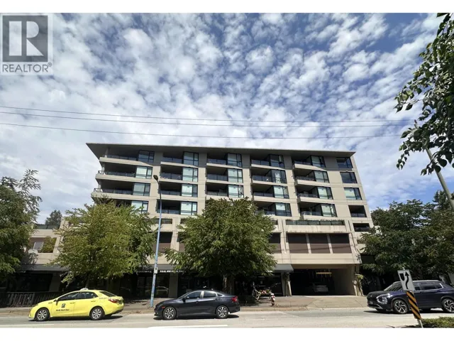 503 160 W 3RD STREET, North Vancouver, British Columbia V7M0A9