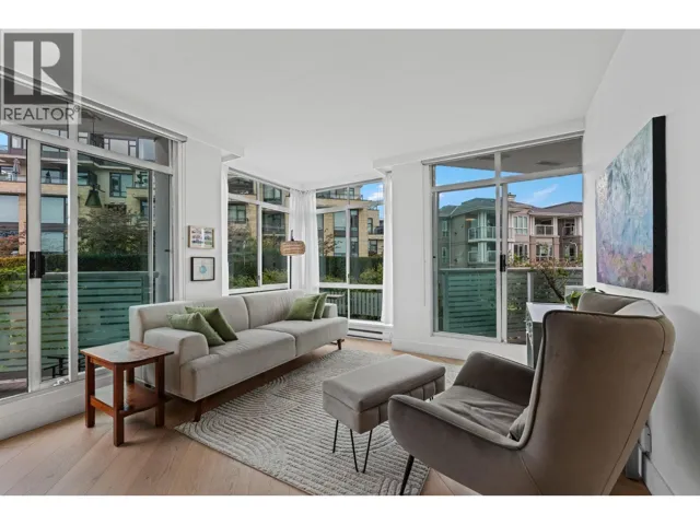 603 130 E 2ND STREET, North Vancouver, British Columbia V7L1C3