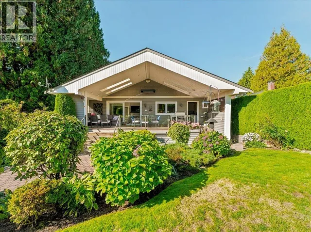 1160 14TH STREET, West Vancouver, British Columbia V7T2R7