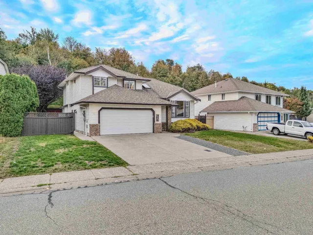 2907 CROSSLEY DRIVE, Abbotsford, British Columbia V2T5H1