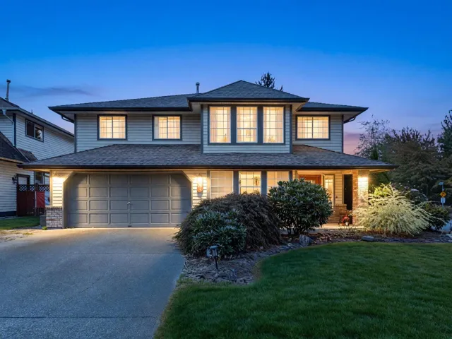 8621 215 STREET, Langley, British Columbia V1M2G4