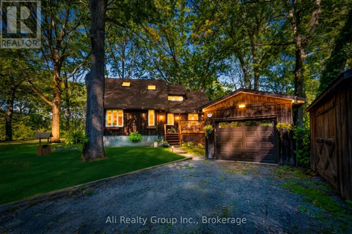 190 WOODS ROAD, Ottawa, Ontario K0A3M0