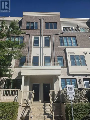 15 - 95 EASTWOOD PARK GARDEN, Toronto (Long Branch), Ontario M8W0B9