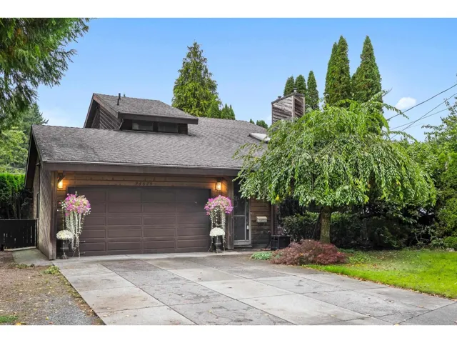 34629 IMMEL STREET, Abbotsford, British Columbia V2S4T8