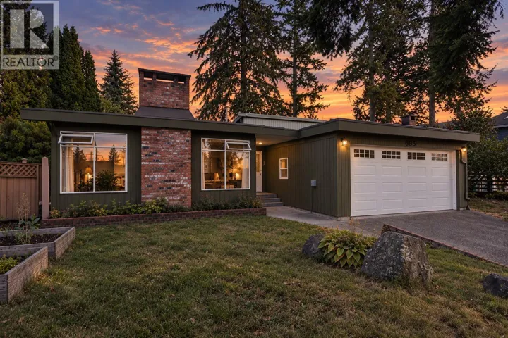 695 MACINTOSH STREET, Coquitlam, British Columbia V3J4Y4