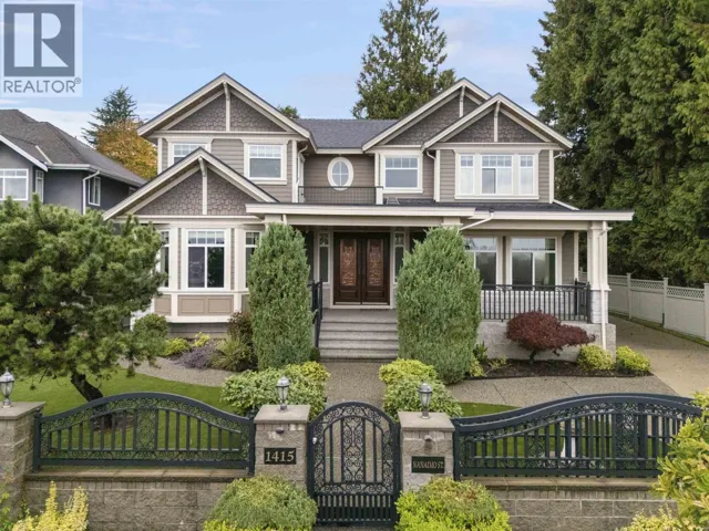 1415 NANAIMO STREET, New Westminster, British Columbia V3M2G3