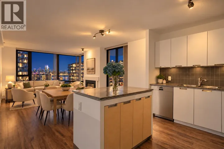 903 151 W 2ND STREET, North Vancouver, British Columbia V7M3P1
