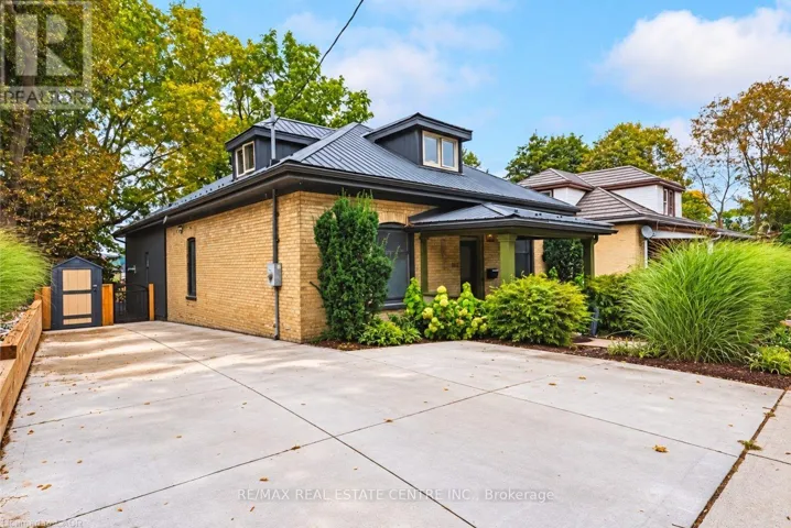 103 COURTNEY STREET, Cambridge, Ontario N3C1S2