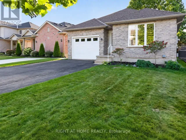 14 ORIOLE LANE, St. Thomas, Ontario N5R6K8