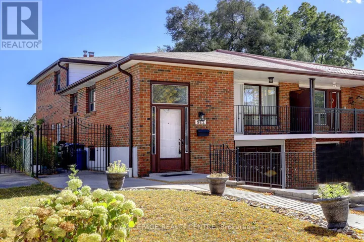 912 BLAIRHOLM AVENUE, Mississauga (Erindale), Ontario L5C1G4
