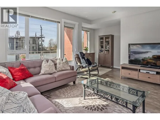 3107 E KENT AVENUE NORTH AVENUE, Vancouver, British Columbia V5S4Y1
