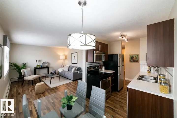 #203 12223 82 ST NW, Edmonton, Alberta T5B2W9