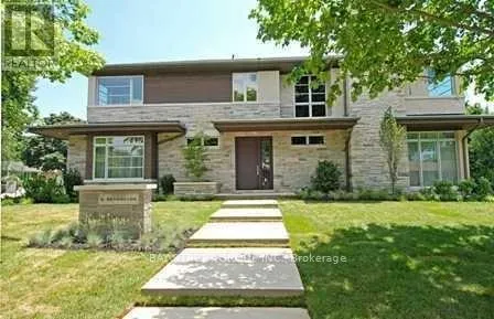 6 BEMERSYDE DRIVE, Toronto (Princess-Rosethorn), Ontario M9A2S3