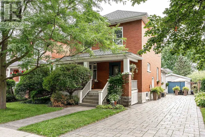 128 CHARLES STREET, Stratford, Ontario N5A5X9