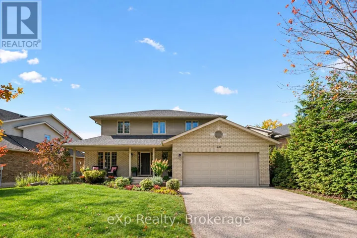 128 KEATING DRIVE, Centre Wellington (Elora/Salem), Ontario N0B1S0