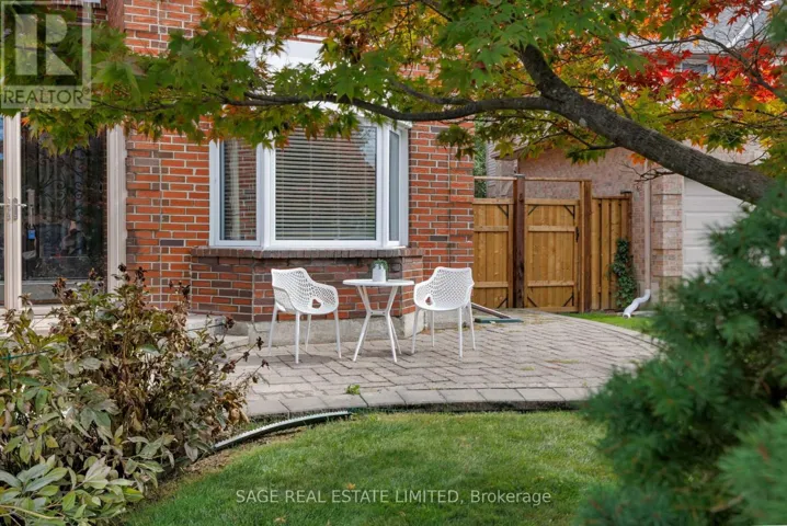 19 CUMMINGS COURT, Markham (Thornlea), Ontario L3T6S5