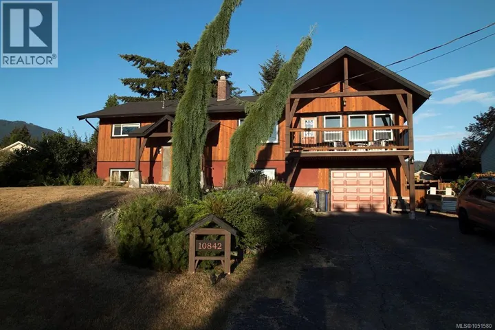 10842 Grandview Rd, Saltair, British Columbia V0R1E0