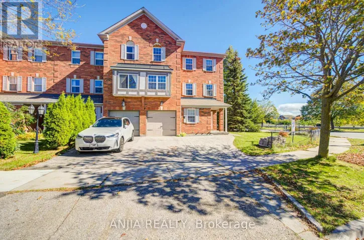 7 HAWTIN LANE, Aurora (Aurora Grove), Ontario L4G7L4