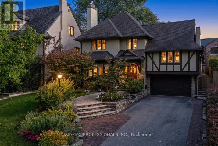 17 KING GEORGES ROAD, Toronto (Kingsway South), Ontario M8X1K7