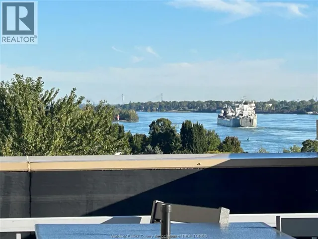 34 BOBLO ISLAND BOULEVARD Unit# Penthouse #507, Amherstburg, Ontario N9V0C4