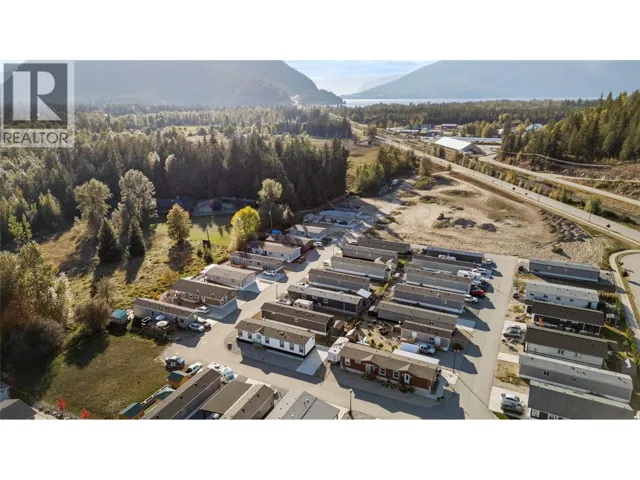 1705 Hillier Road Unit# 10, Sicamous, British Columbia V0E2E4