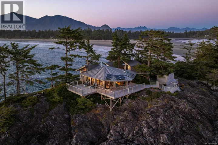 0 Frank Island, Tofino, British Columbia V0R2Z0