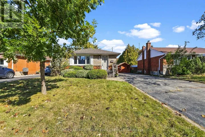 19 ENDFIELD AVENUE, Hamilton (Huntington), Ontario L8T2L3