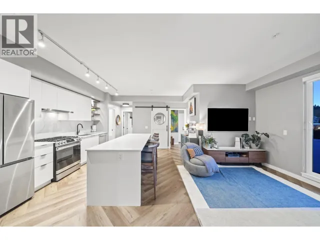 605 3229 ST JOHNS STREET, Port Moody, British Columbia V3H0M4