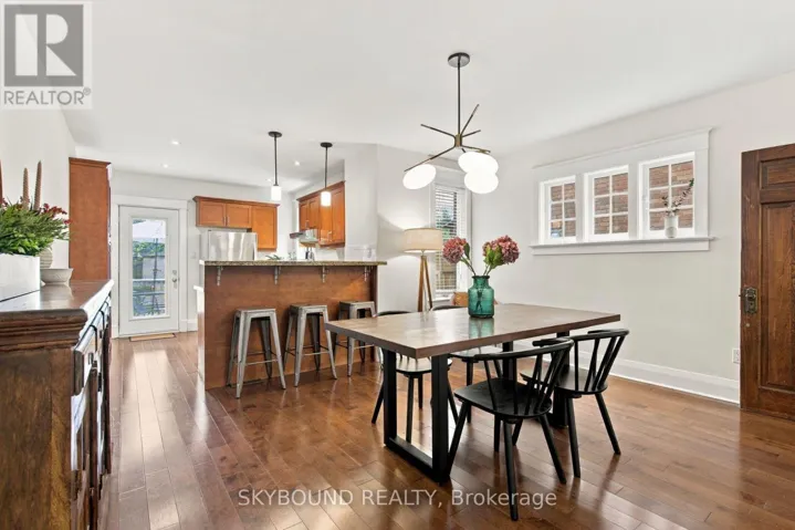 45 WESTLAKE AVENUE, Toronto (East End-Danforth), Ontario M4C4P7