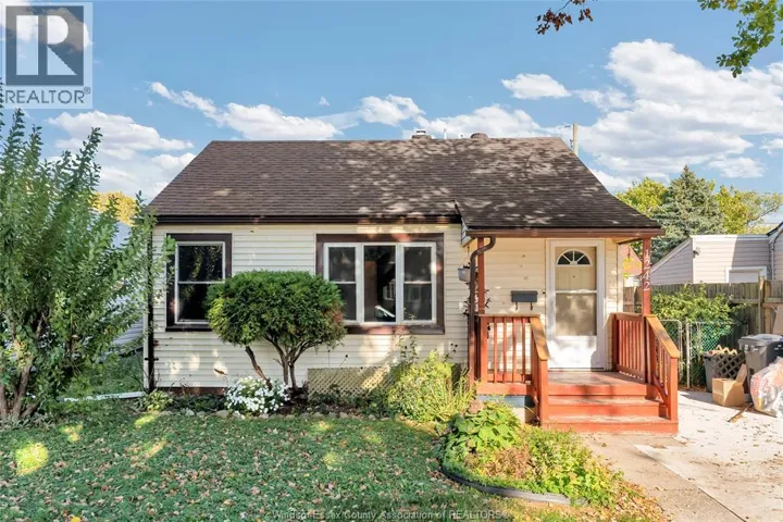 1242 LABADIE, Windsor, Ontario N8Y4G7