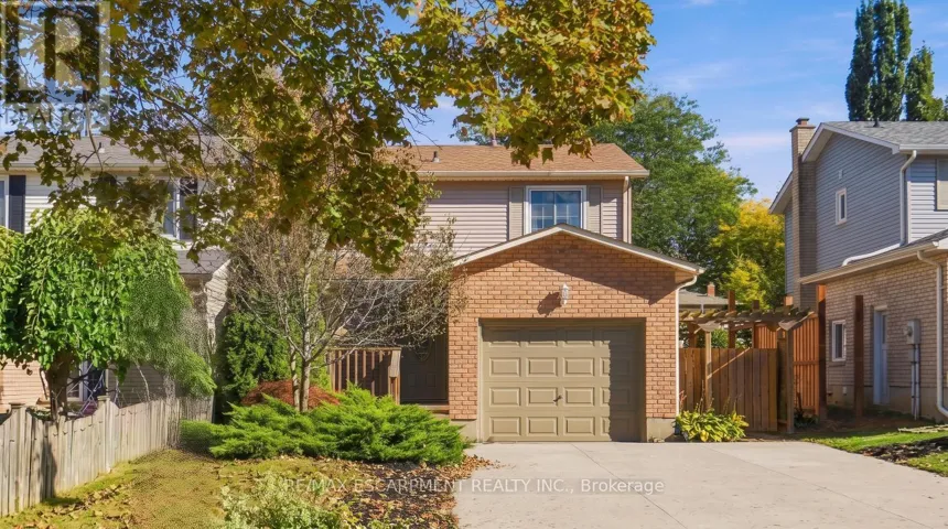 37 BAYVIEW DRIVE, Grimsby (Grimsby Beach), Ontario L3M4Z6